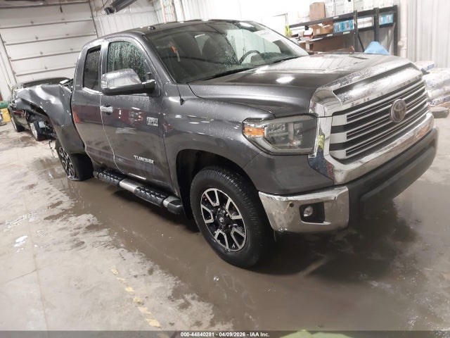 Продаж на аукціоні авто 2018 Toyota Tundra Limited 5.7l V8, vin: 5TFBW5F19JX695186, номер лоту: 44840281