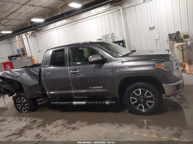 Продаж на аукціоні авто 2018 Toyota Tundra Limited 5.7l V8, vin: 5TFBW5F19JX695186, номер лоту: 44840281