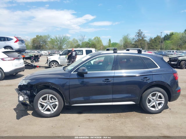 44840294 :رقم المزاد ، WA1ANAFY9K2048896 vin ، 2019 Audi Q5 45 Premium مزاد بيع