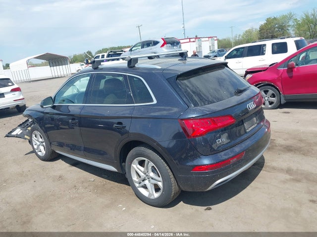 44840294 :رقم المزاد ، WA1ANAFY9K2048896 vin ، 2019 Audi Q5 45 Premium مزاد بيع