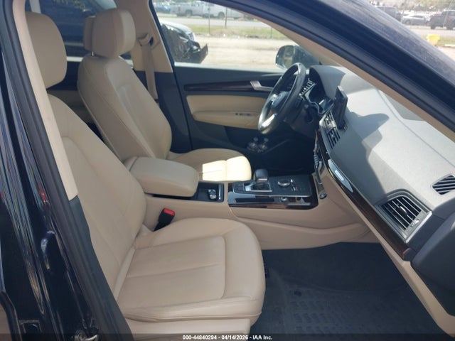 44840294 :رقم المزاد ، WA1ANAFY9K2048896 vin ، 2019 Audi Q5 45 Premium مزاد بيع