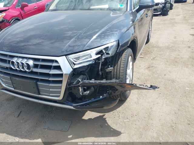 44840294 :رقم المزاد ، WA1ANAFY9K2048896 vin ، 2019 Audi Q5 45 Premium مزاد بيع