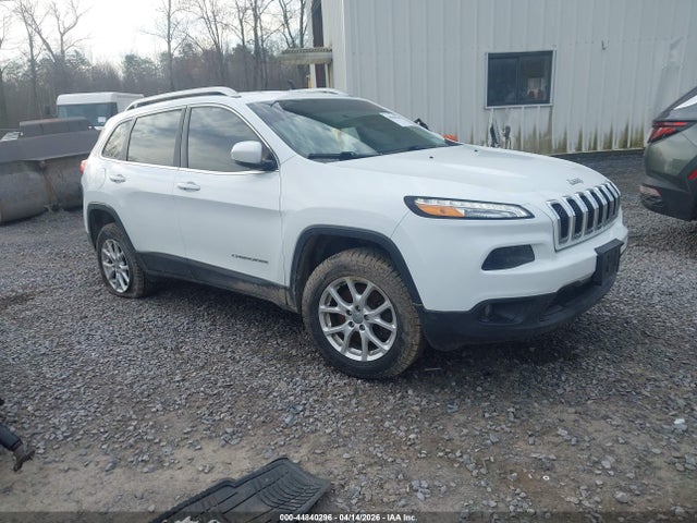 2016 Jeep Cherokee Latitude მანქანა იყიდება აუქციონზე, vin: 1C4PJMCB2GW361835, აუქციონის ნომერი: 44840296