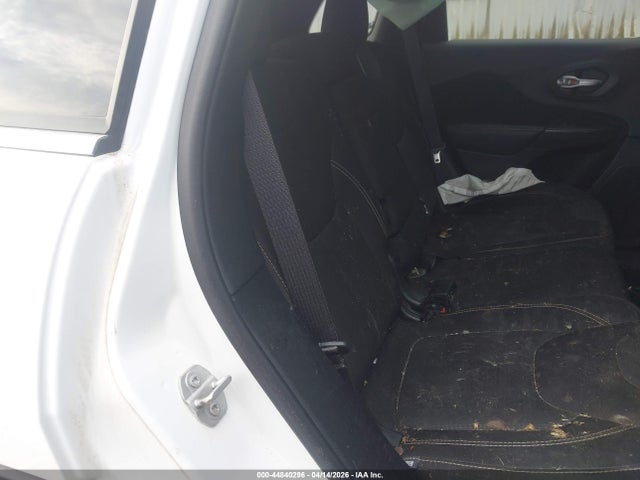 2016 Jeep Cherokee Latitude მანქანა იყიდება აუქციონზე, vin: 1C4PJMCB2GW361835, აუქციონის ნომერი: 44840296