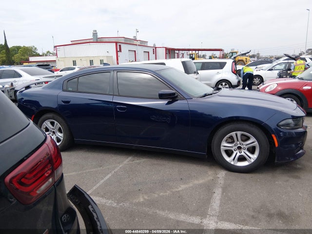 Продажа на аукционе авто 2015 Dodge Charger Sxt, vin: 2C3CDXHG2FH798893, номер лота: 44840299