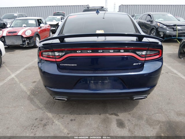 Продажа на аукционе авто 2015 Dodge Charger Sxt, vin: 2C3CDXHG2FH798893, номер лота: 44840299