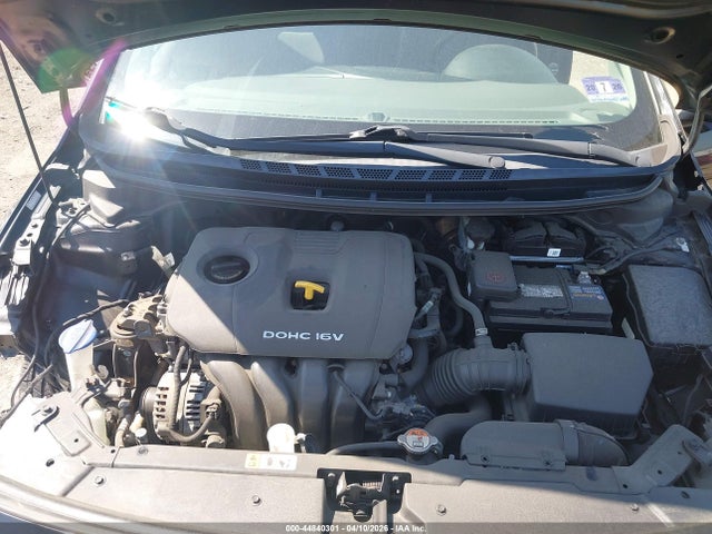 44840301 :رقم المزاد ، 3KPFK4A73HE043855 vin ، 2017 Kia Forte Lx مزاد بيع