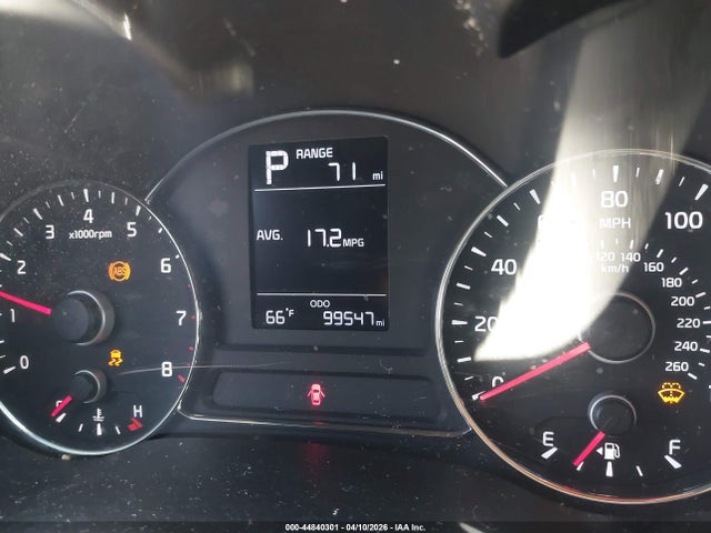 44840301 :رقم المزاد ، 3KPFK4A73HE043855 vin ، 2017 Kia Forte Lx مزاد بيع