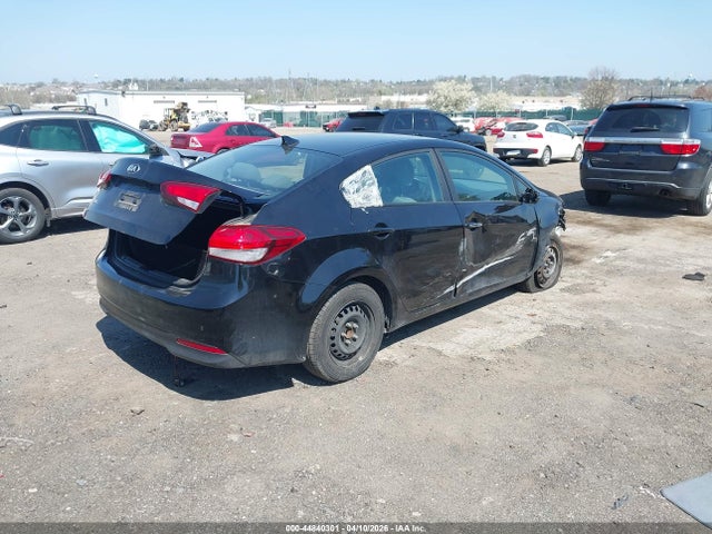 44840301 :رقم المزاد ، 3KPFK4A73HE043855 vin ، 2017 Kia Forte Lx مزاد بيع