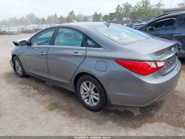 2013 Hyundai Sonata Gls მანქანა იყიდება აუქციონზე, vin: 5NPEB4AC2DH697468, აუქციონის ნომერი: 44840313