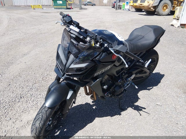 44840315 :رقم المزاد ، JYARN53E7JA002820 vin ، 2018 Yamaha Mt09 مزاد بيع