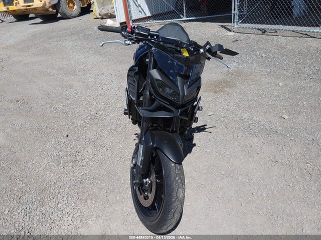 44840315 :رقم المزاد ، JYARN53E7JA002820 vin ، 2018 Yamaha Mt09 مزاد بيع