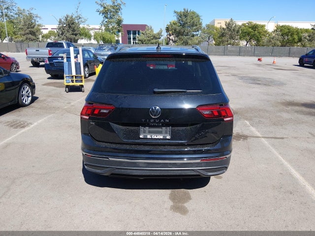 3VV3B7AX5NM056551 Volkswagen Tiguan 2.0t Se