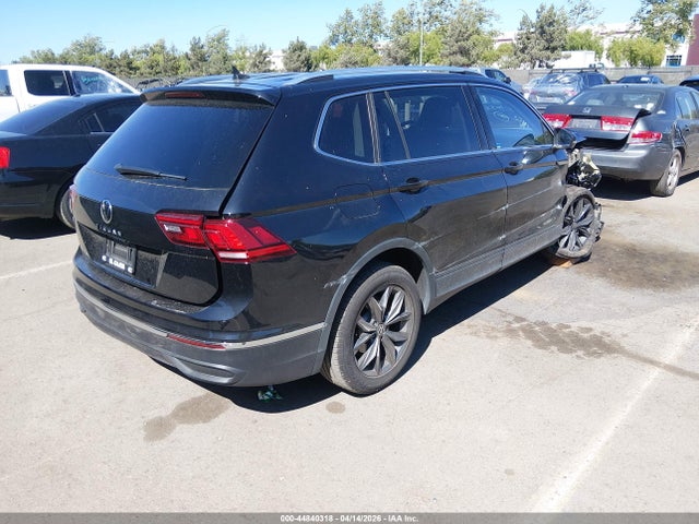 3VV3B7AX5NM056551 Volkswagen Tiguan 2.0t Se