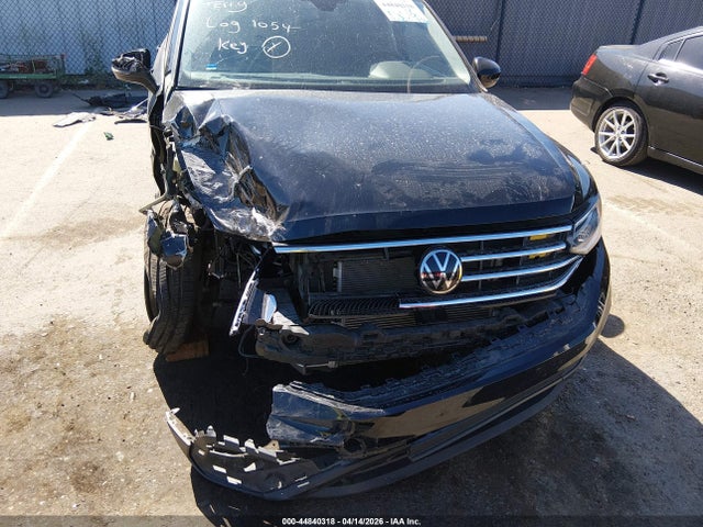 3VV3B7AX5NM056551 Volkswagen Tiguan 2.0t Se