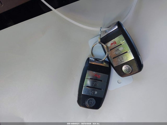 44840321 :رقم المزاد ، 5XYPH4A15GG033375 vin ، 2016 Kia Sorento 2.0t Ex مزاد بيع