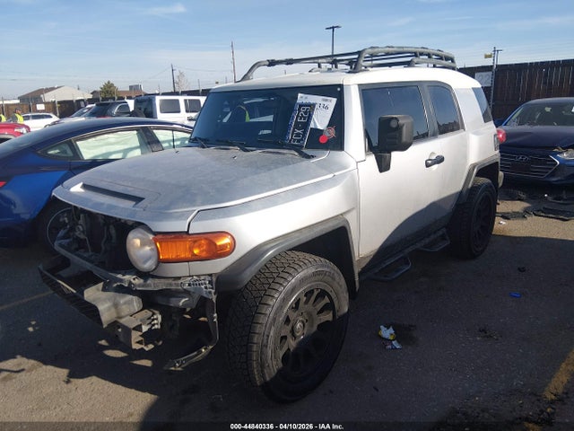 44840336 :رقم المزاد ، JTEZU11F18K006888 vin ، 2008 Toyota Fj Cruiser مزاد بيع