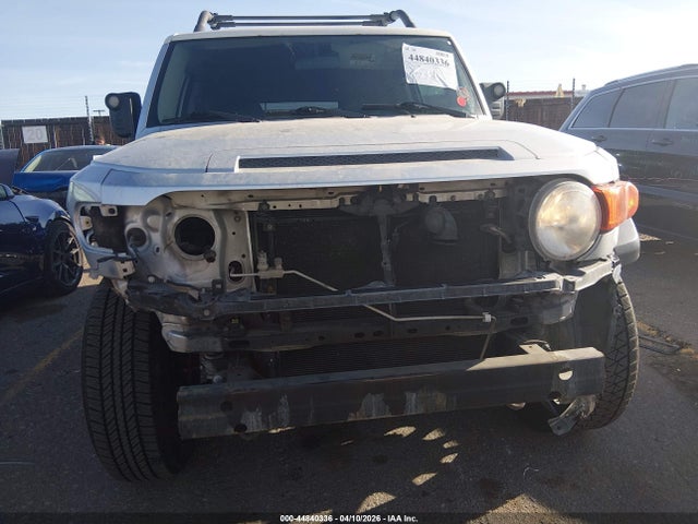 44840336 :رقم المزاد ، JTEZU11F18K006888 vin ، 2008 Toyota Fj Cruiser مزاد بيع