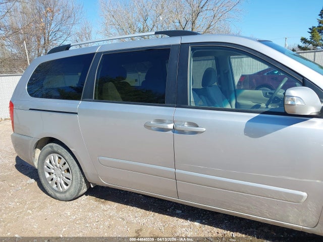 2011 Kia Sedona Lx მანქანა იყიდება აუქციონზე, vin: KNDMG4C72B6410537, აუქციონის ნომერი: 44840339