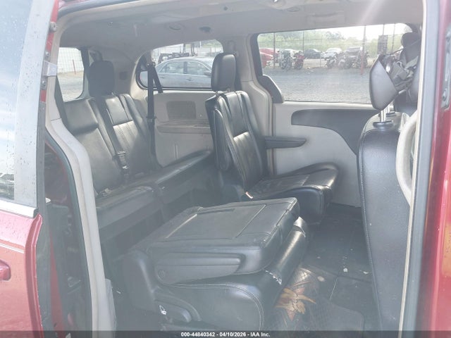 2013 Chrysler Town & Country Touring მანქანა იყიდება აუქციონზე, vin: 2C4RC1BG2DR696533, აუქციონის ნომერი: 44840342