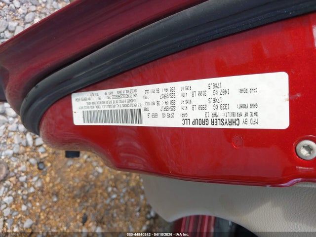 2013 Chrysler Town & Country Touring მანქანა იყიდება აუქციონზე, vin: 2C4RC1BG2DR696533, აუქციონის ნომერი: 44840342