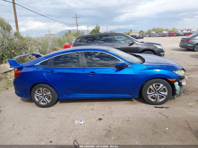 2017 Honda Civic Lx მანქანა იყიდება აუქციონზე, vin: 19XFC2F5XHE026933, აუქციონის ნომერი: 44840356