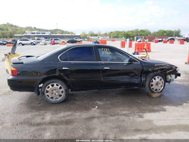 44840362 :رقم المزاد ، 19UUA56751A004333 vin ، 2001 Acura Tl 3.2 مزاد بيع