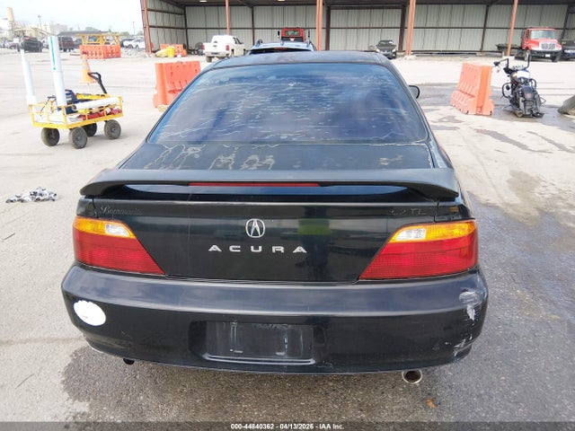 44840362 :رقم المزاد ، 19UUA56751A004333 vin ، 2001 Acura Tl 3.2 مزاد بيع