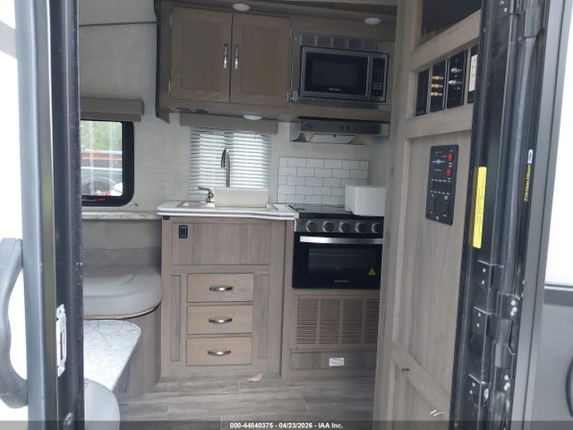 Продаж на аукціоні авто 2021 Gulf Stream Vista Cruiser 19twd, vin: 1NL1G2319M7053366, номер лоту: 44840375