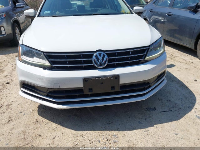 2018 Volkswagen Jetta 1.4t Se/1.4t Wolfsburg Edition მანქანა იყიდება აუქციონზე, vin: 3VWDB7AJ9JM260548, აუქციონის ნომერი: 44840378