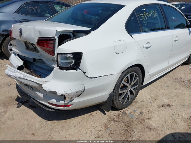 2018 Volkswagen Jetta 1.4t Se/1.4t Wolfsburg Edition მანქანა იყიდება აუქციონზე, vin: 3VWDB7AJ9JM260548, აუქციონის ნომერი: 44840378