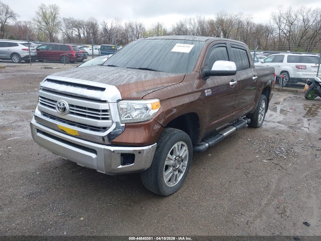 5TFAW5F15EX357253 Toyota Tundra 1794 5.7l V8