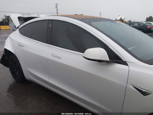 2018 Tesla Model 3 Long Range/mid Range მანქანა იყიდება აუქციონზე, vin: 5YJ3E1EA0JF168732, აუქციონის ნომერი: 44840383