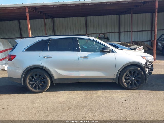 Продаж на аукціоні авто 2020 Kia Sorento 3.3l S, vin: 5XYPG4A56LG694865, номер лоту: 44840390