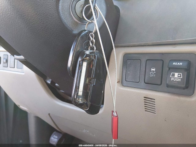 2010 TOYOTA TUNDRA 5TFBY5F1XAX100873 Photo 10