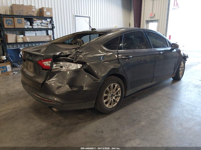 2015 Ford Fusion S მანქანა იყიდება აუქციონზე, vin: 3FA6P0G75FR293935, აუქციონის ნომერი: 44840411