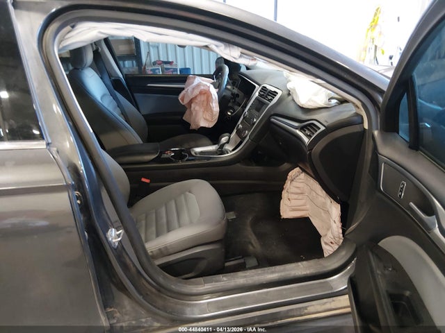 2015 Ford Fusion S მანქანა იყიდება აუქციონზე, vin: 3FA6P0G75FR293935, აუქციონის ნომერი: 44840411