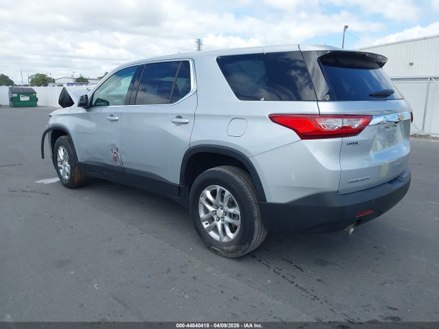 2021 Chevrolet Traverse Fwd Ls მანქანა იყიდება აუქციონზე, vin: 1GNERFKWXMJ135395, აუქციონის ნომერი: 44840418