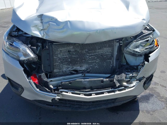 2021 Chevrolet Traverse Fwd Ls მანქანა იყიდება აუქციონზე, vin: 1GNERFKWXMJ135395, აუქციონის ნომერი: 44840418