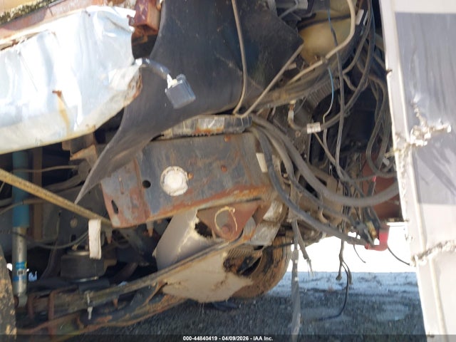 44840419 :رقم المزاد ، 1F64F5DY8D0A13021 vin ، 2013 Ford F53 مزاد بيع