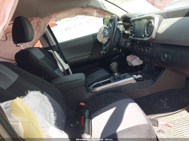 Aukcja sprzedaży 2021 Toyota Tacoma Sr5 V6, vin: 5TFDZ5BN7MX063381, numer aukcji: 44840451