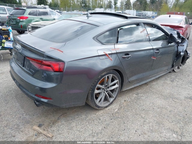 2019 Audi A5 45 Premium მანქანა იყიდება აუქციონზე, vin: WAUENCF59KA099889, აუქციონის ნომერი: 44840461