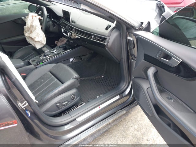 2019 Audi A5 45 Premium მანქანა იყიდება აუქციონზე, vin: WAUENCF59KA099889, აუქციონის ნომერი: 44840461