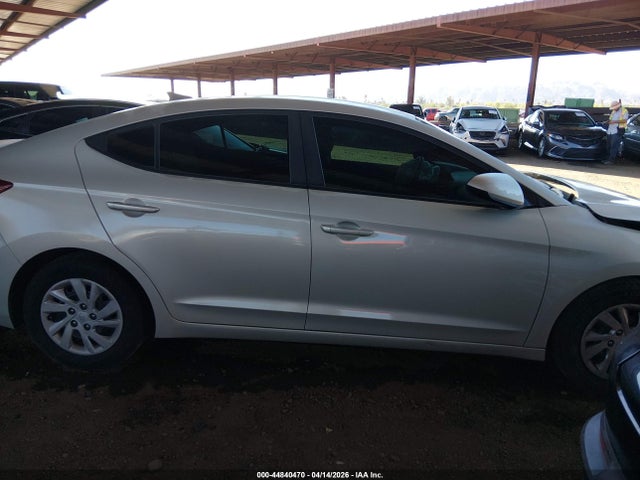 KMHD74LF5HU077760 Hyundai ELANTRA SE