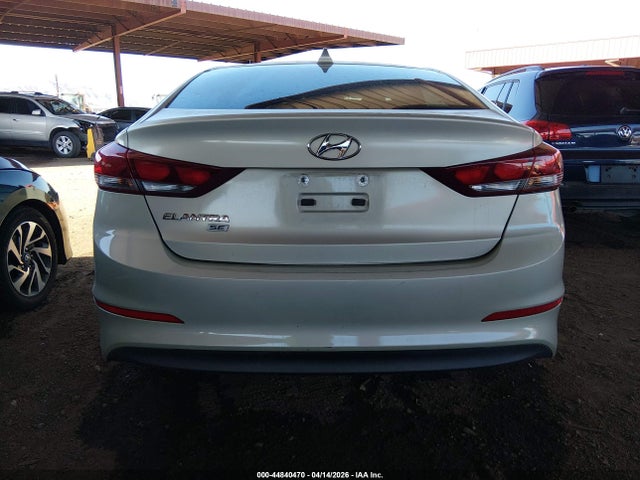 KMHD74LF5HU077760 Hyundai ELANTRA SE