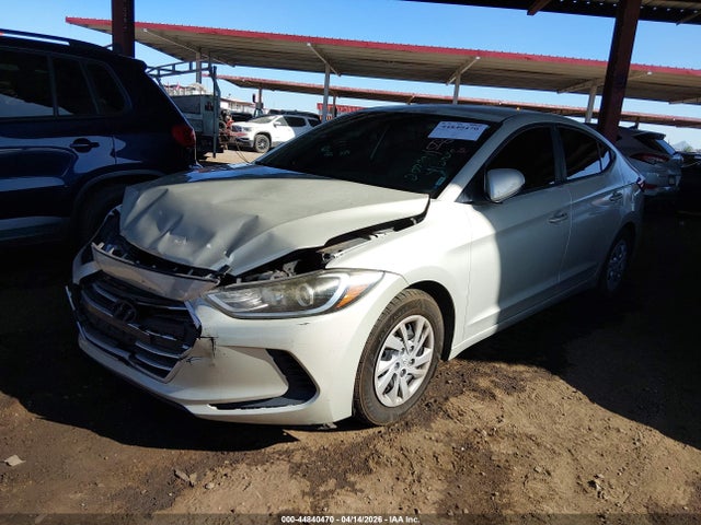 KMHD74LF5HU077760 Hyundai ELANTRA SE