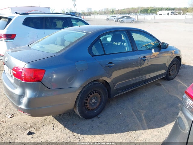 44840472 :رقم المزاد ، 3VW1K7AJ3DM443340 vin ، 2013 Volkswagen Jetta 2.0l S مزاد بيع