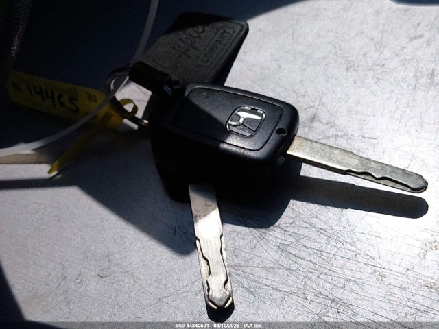 44840501 :رقم المزاد ، 19XFB2F52FE285786 vin ، 2015 Honda Civic Lx مزاد بيع
