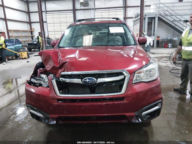 44840508 :رقم المزاد ، JF2SJAEC6JH498045 vin ، 2018 Subaru Forester 2.5i Premium مزاد بيع