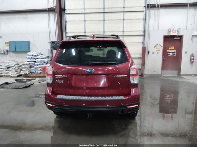 44840508 :رقم المزاد ، JF2SJAEC6JH498045 vin ، 2018 Subaru Forester 2.5i Premium مزاد بيع